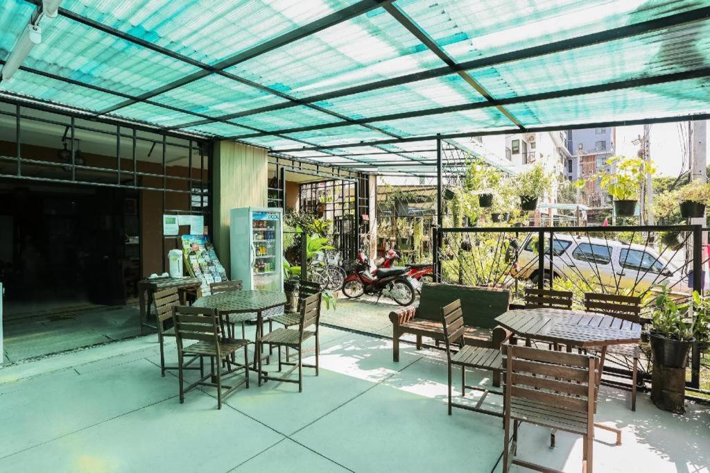 Oyo339清迈纳卡拉精品酒店 清邁 外观 照片